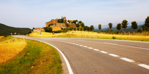 Mujer abandonó a su hija en carretera de Italia por sacar mala calificación