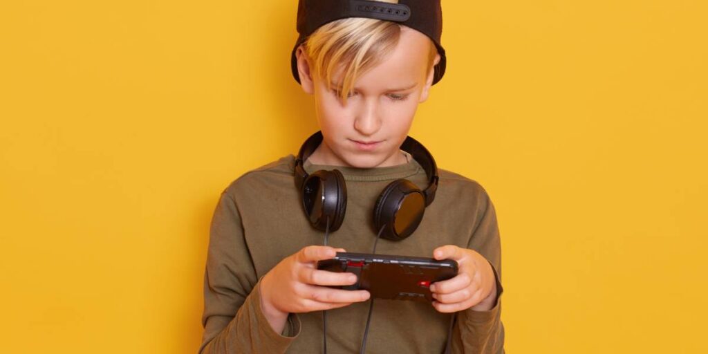 Alerta cibernética: Los riesgos en videojuegos virales