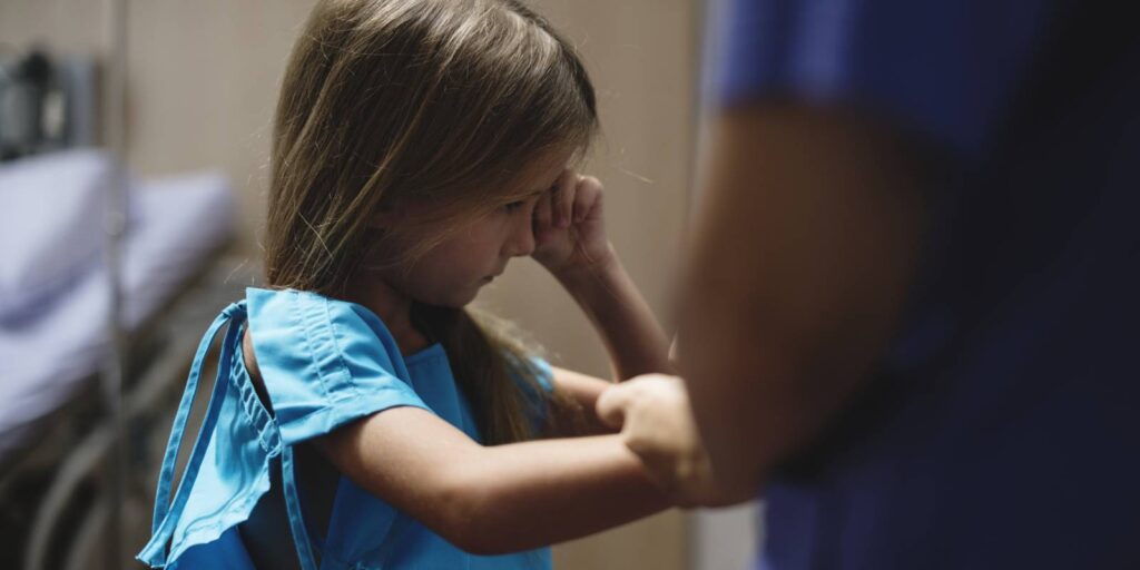 Qué pasó con la niña que estuvo encerrada en un cajón 3 años