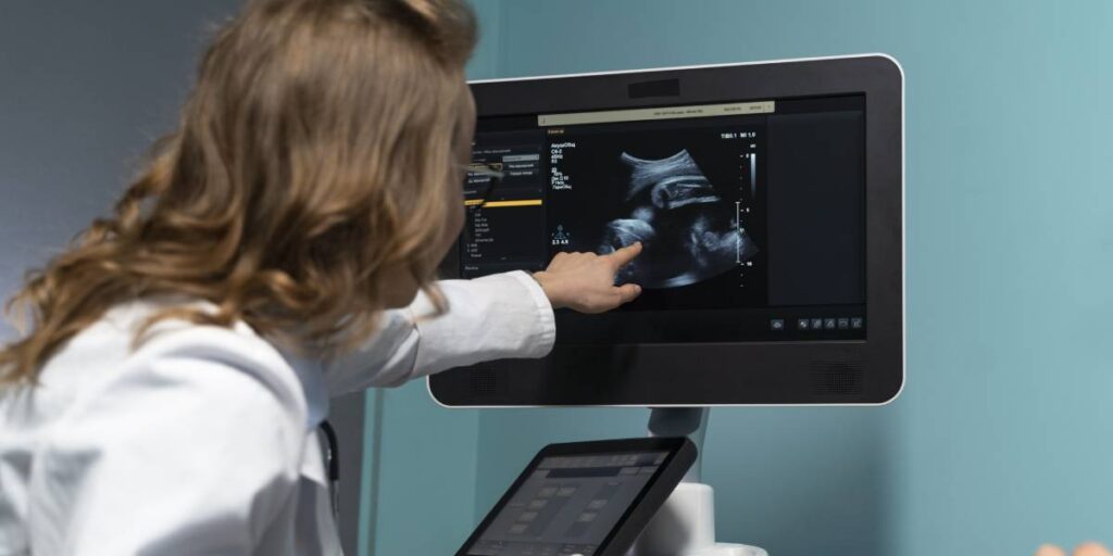 Ultrasonidos para detectar malformaciones en el IMSS