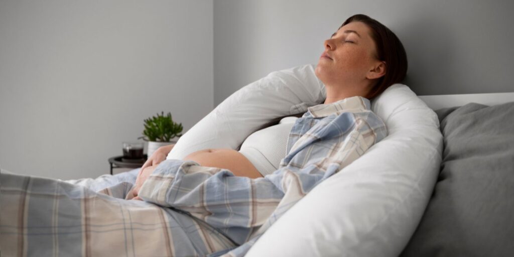 ¿Por qué da insomnio en el embarazo? Te decimos causas y soluciones