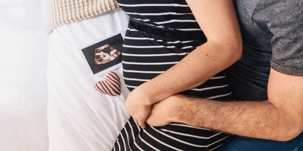 3 beneficios del sexo en el embarazo