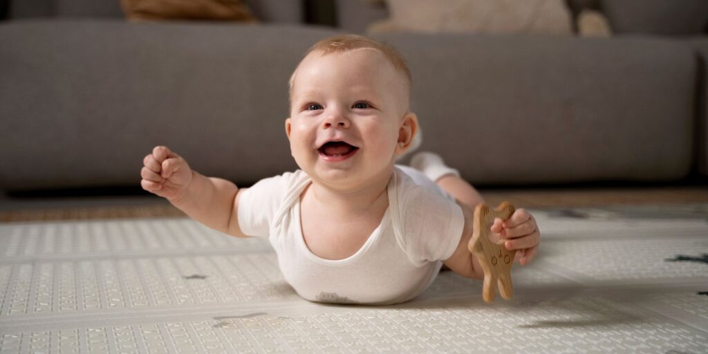Beneficios del tummy time en bebés