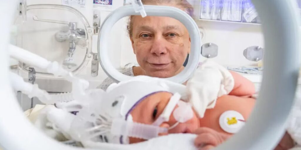 66 años y acaba de tener a su décimo hijo