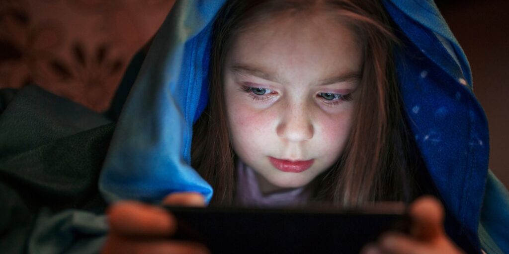 ¡Cuidado! Las ciberestafas en videojuegos ponen en riesgo a tus críos