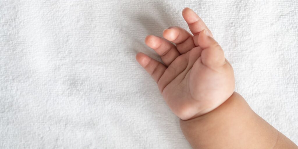 Confirman muerte de dos bebés por tos ferina