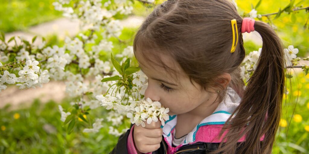 Enfermedades comunes en primavera en niños: cuáles son y cómo prevenirlas