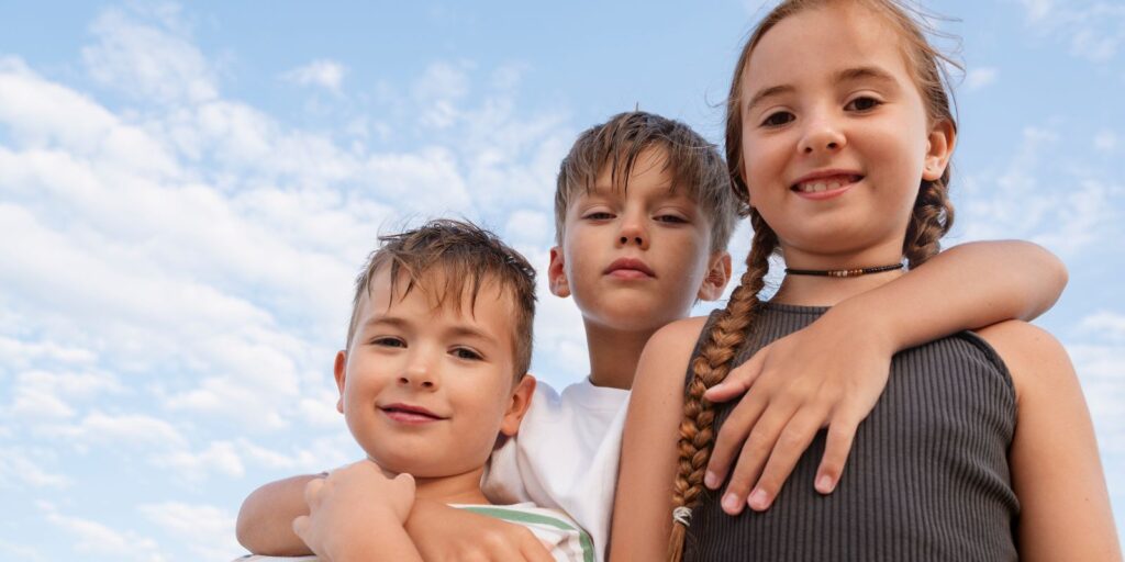 Los niños y sus amistades: ¿cómo se forman las «bolitas»?