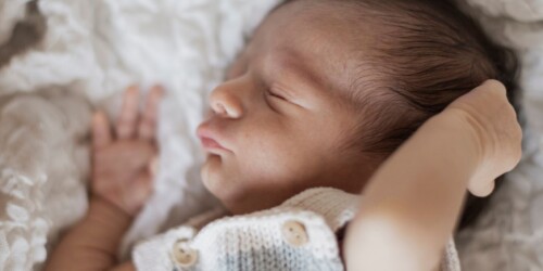 6 cosas que puede hacer tu recién nacido y no sabías