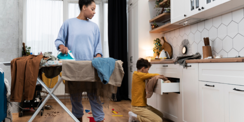 ¡Manos a la obra! ¿Cómo le hago para que todos ayuden en casa?