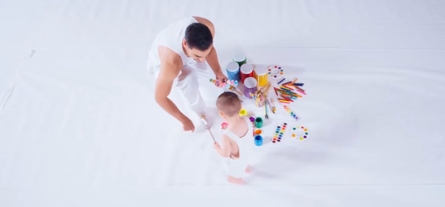 carlos rivera presenta a su hijo